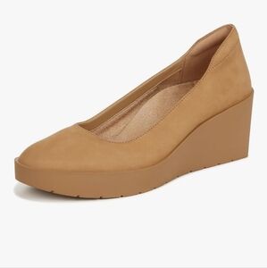 Vionic Sereno Wedges - Camel